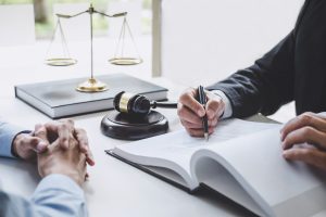 La psicologia dei debiti: come affrontare lo stress finanziario